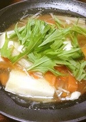 生姜たっぷりで温まる野菜たっぷり湯豆腐-レシピのメイン写真