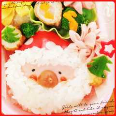 รูปของ 幼稚園のお弁当☆サンタおにぎり☆