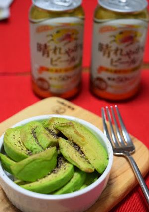 ビールと!アボカド×味噌のココットカマン-レシピのメイン写真