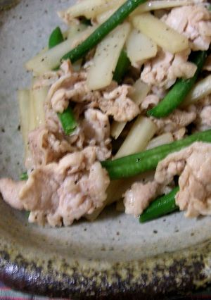 春の香り☆うどと豚肉の炒め物-レシピのメイン写真