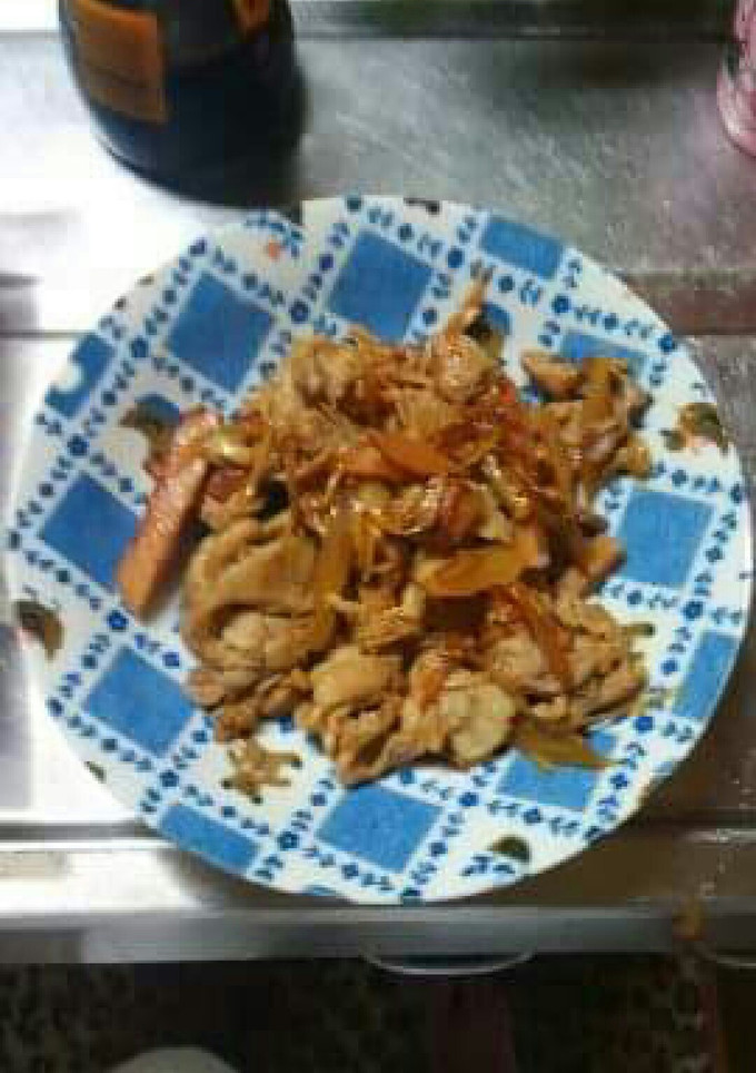 牛バラ肉とたまねぎえのきの炒め物-レシピのメイン写真