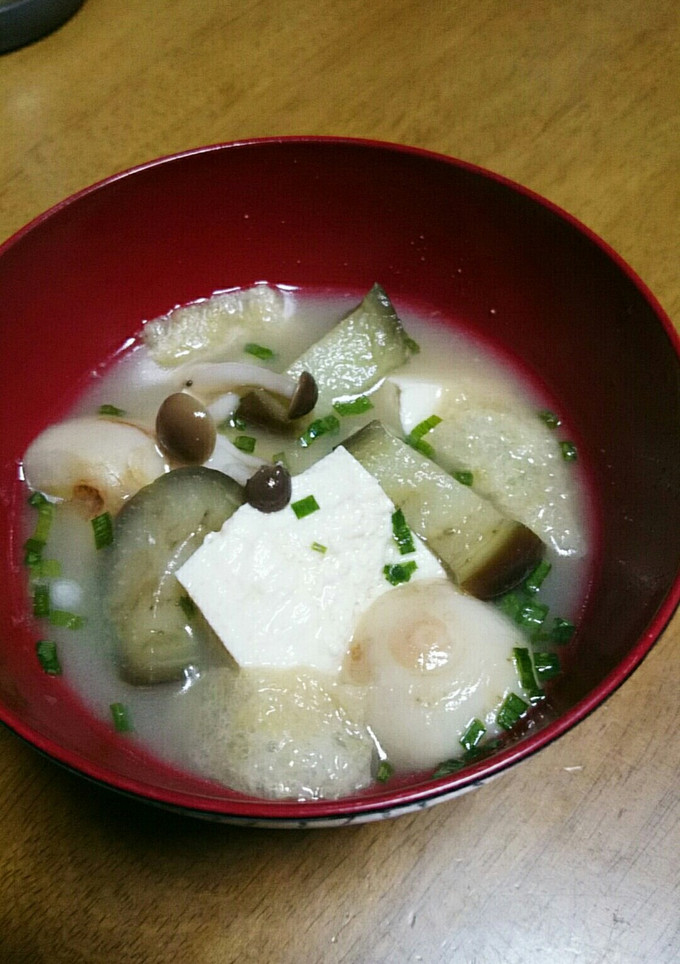 簡単☆ナスとしめじの具だくさん味噌汁-レシピのメイン写真