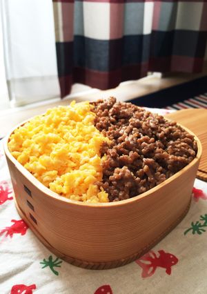 ほろほろ二色そぼろ丼-レシピのメイン写真