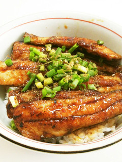 うるめいわしの蒲焼き丼-レシピのメイン写真