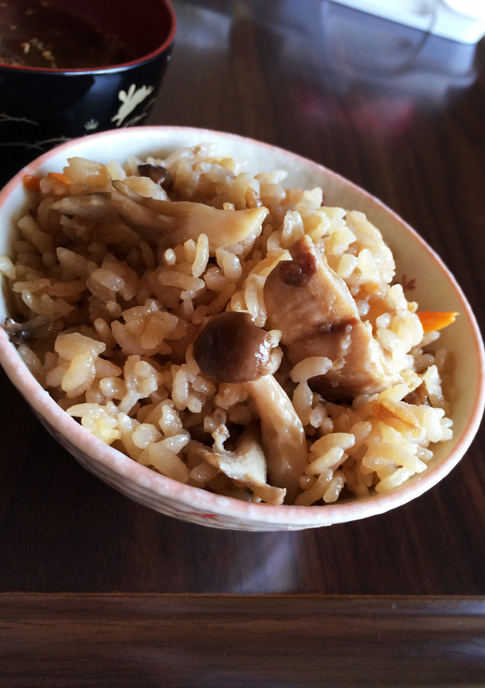 鶏ときのこの炊き込みご飯-レシピのメイン写真