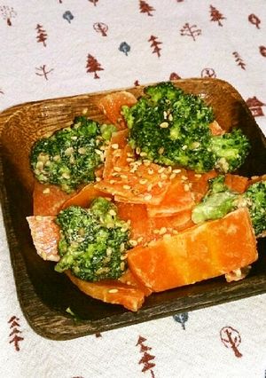 ブロッコリーと人参のマヨごまサラダ。-レシピのメイン写真