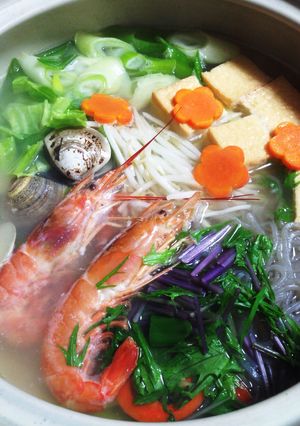 創味シャンタンDXで中華風海鮮鍋-レシピのメイン写真