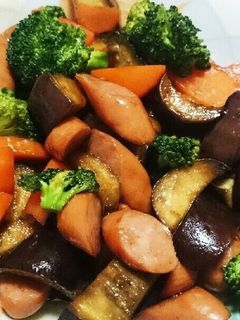 野菜とウインナーのオイスターソース炒め-レシピのメイン写真