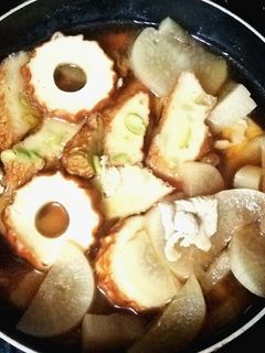 大根と豚肉と練物の仲良し煮(*^^)v-レシピのメイン写真