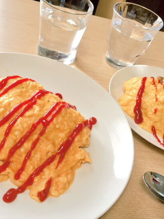オムライスのふわふわ卵の作り方-レシピのメイン写真