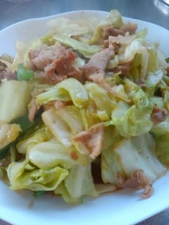 キャベツと豚肉の味噌炒めだワン-レシピのメイン写真