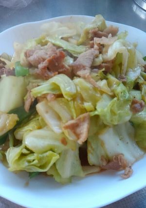 キャベツと豚肉の味噌炒めだワン-レシピのメイン写真