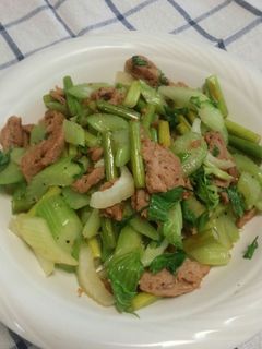 大豆のお肉とセロリの炒め物-レシピのメイン写真