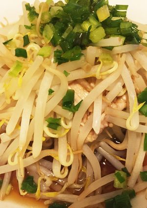 レンジのみ使用♪柚子胡椒風味の豚もやし-レシピのメイン写真