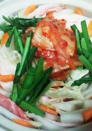 簡単すぎてごめんなさい！味噌キムチ鍋★-レシピのメイン写真