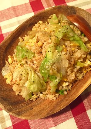 玄米でヘルシー♫簡単レタスチャーハン*-レシピのメイン写真
