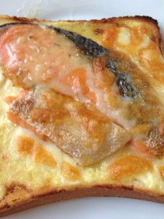 そのまんま!鮭マヨトースト-レシピのメイン写真