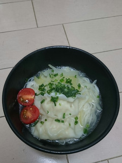 寒い日に♪餃子入り中華風にゅうめん-レシピのメイン写真