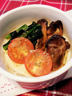スモーク牡蠣とトマトのココットカマン-レシピのメイン写真