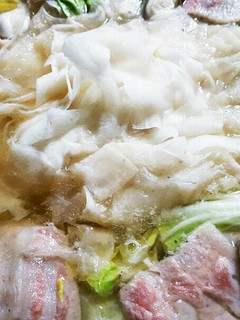 豚バラ中華風鍋 創味シャンタンで-レシピのメイン写真