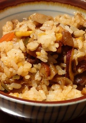 天然なめこ等6種キノコ、根菜の混ぜご飯-レシピのメイン写真