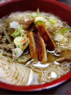 コク旨っ!焼きネギ香る♪肉ゴボウにゅう麺-レシピのメイン写真