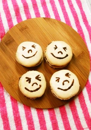 ★マカロン~ちょこっとチョコガナッシュ☆-レシピのメイン写真