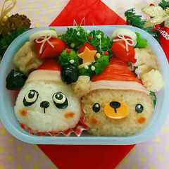 รูปของ 動物さんのクリスマス キャラ弁 おにぎり