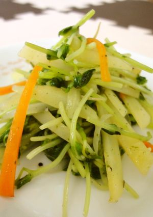 楽々♬豆苗とジャガイモのイタリアンソテー-レシピのメイン写真