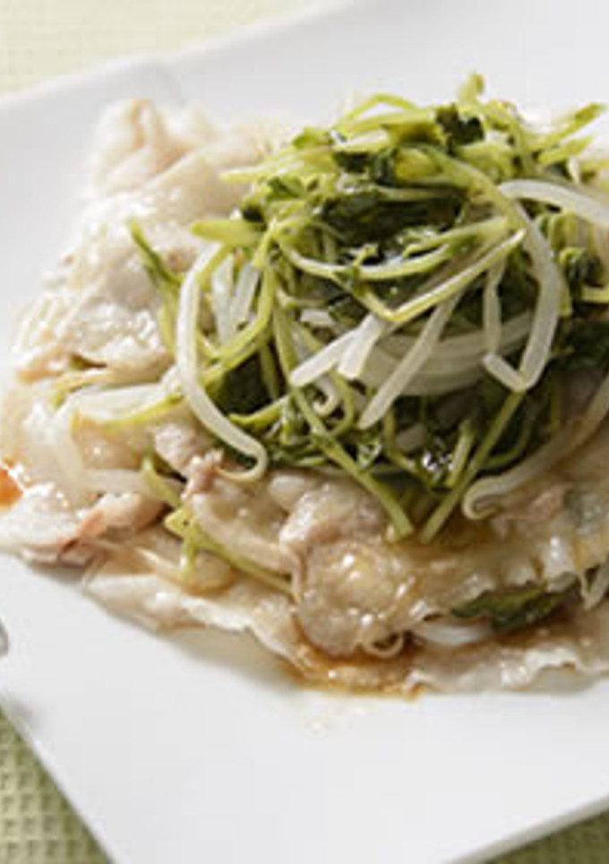 豆苗(とうみょう)と豚肉のレンジ蒸し-レシピのメイン写真