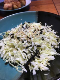 千切りキャベツ&塩昆布の簡単サラダ-レシピのメイン写真