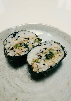 白菜と豚肉の味噌炒めのおにぎらず-レシピのメイン写真