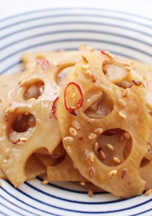 レンジで3分♪れんこんの金ごまきんぴら-レシピのメイン写真