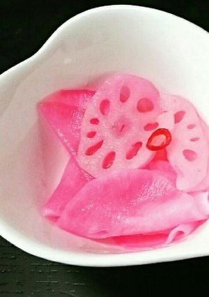 とっても簡単赤大根とレンコンの甘酢-レシピのメイン写真