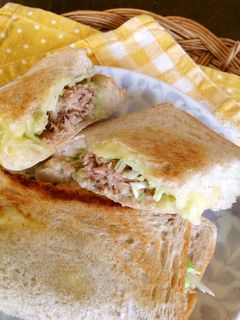 ハニーマスタード♪シーチキンホットサンド-レシピのメイン写真