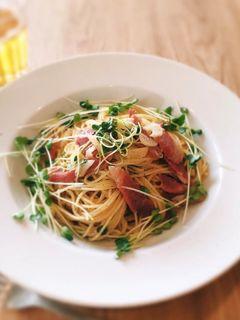 生ハムと貝割れのパスタ-レシピのメイン写真
