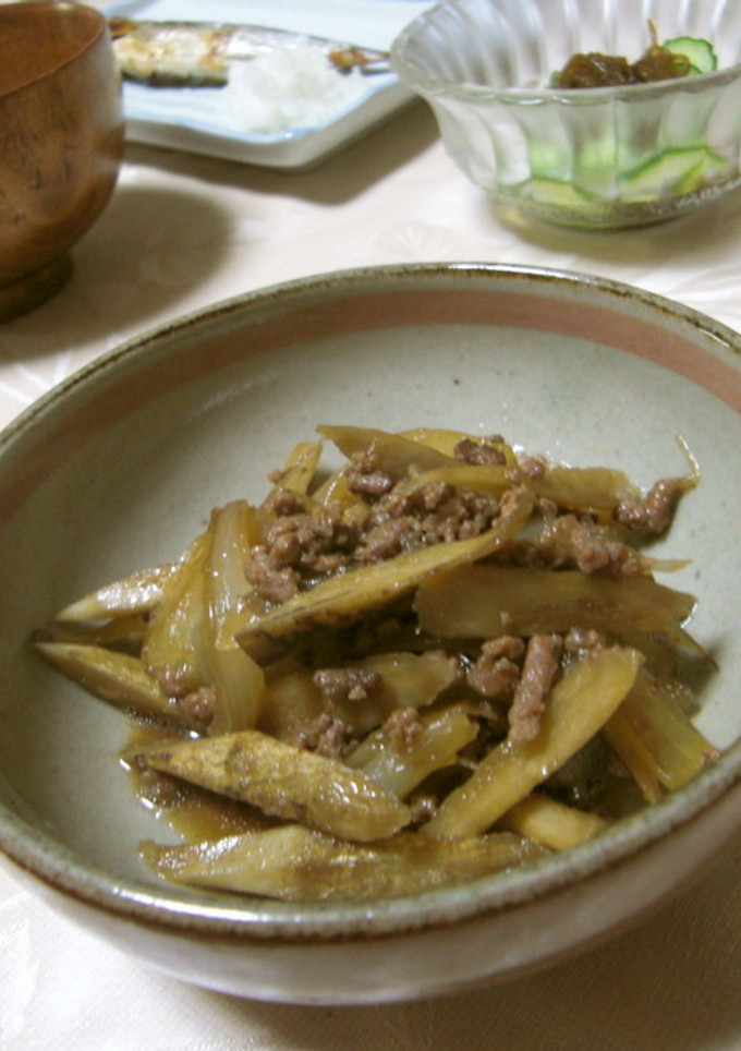 簡単♬牛ひき肉とごぼうの旨煮♡-レシピのメイン写真