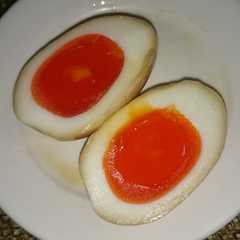 รูปของ 納豆のタレで簡単!味玉 煮玉子