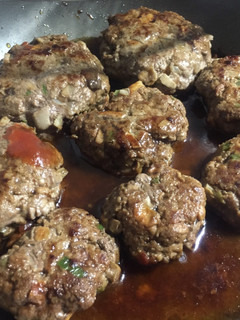 お麩で肉汁たっぷりハンバーグ-レシピのメイン写真