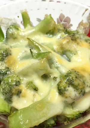 ブロッコリーのマヨチーズ焼き-レシピのメイン写真