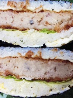 のりたまチーズのコロッケおにぎらず-レシピのメイン写真
