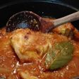 鶏肉(豚肩ロース塊でも)のオニオン煮