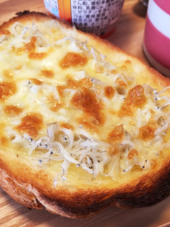 朝食に♪しらすチーズトースト☆-レシピのメイン写真