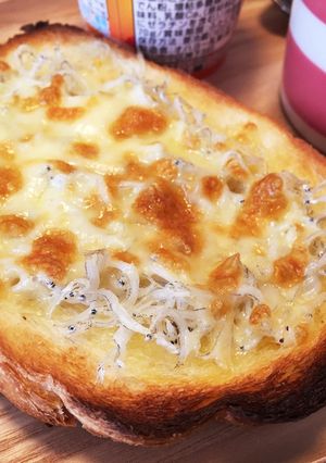朝食に♪しらすチーズトースト☆-レシピのメイン写真