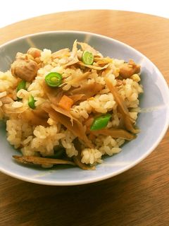 鶏ごぼうご飯 ❀ 炊込み混ぜ込み✱-レシピのメイン写真