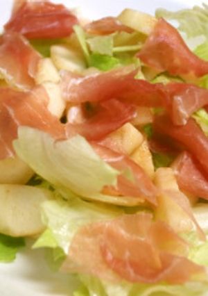 レタス、洋ナシ、生ハムのサラダ・かぼす味-レシピのメイン写真