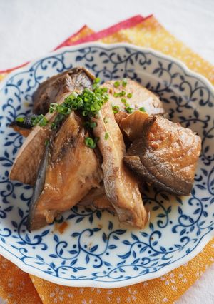 梅酒でこってり☆ぶりのあら煮-レシピのメイン写真