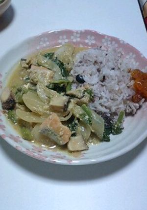 食べる楽しみ、鮭和風スープカレー-レシピのメイン写真
