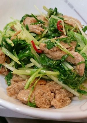 大豆のお肉と水菜のガーリックオイル炒め♪-レシピのメイン写真