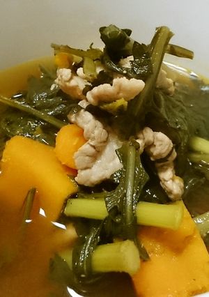 春菊とかぼちゃのコク旨スープ♪-レシピのメイン写真
